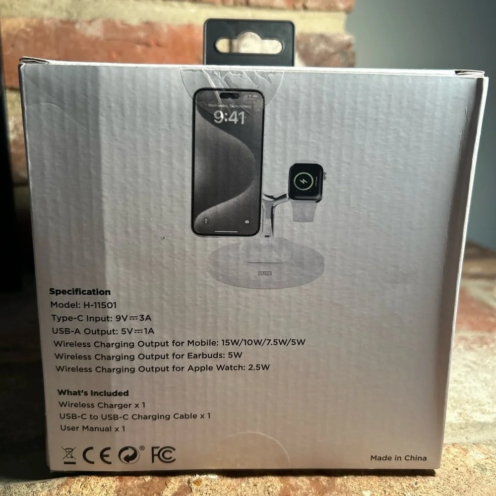 Uline 3-in-1 Wireless Charger - White Fast Charging& Strong Magnetic Connection